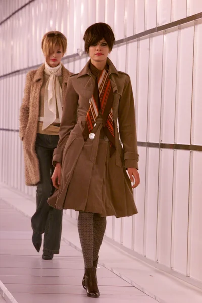 Look 35